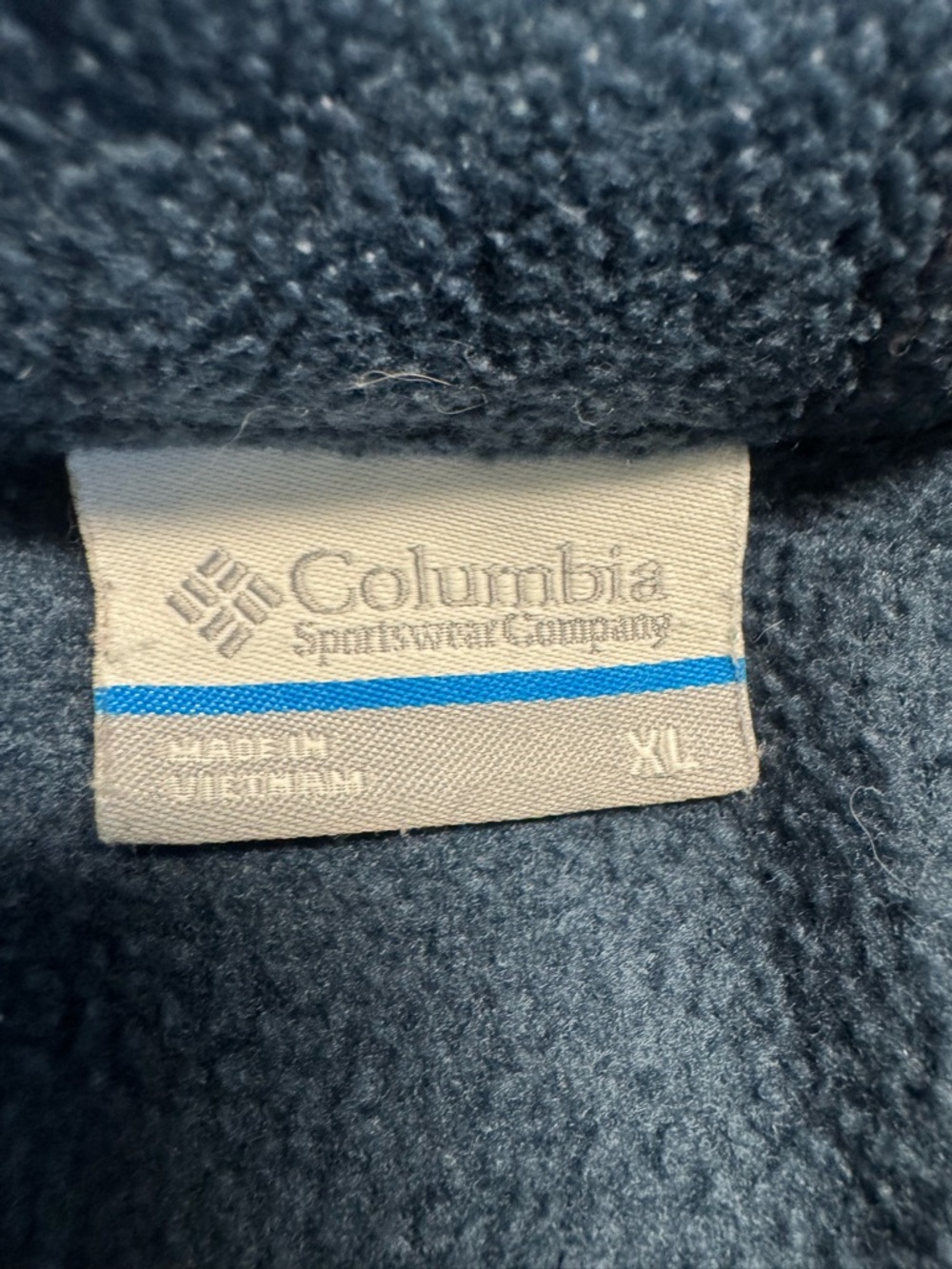 Columbia Dark Navy Fleece Jacket with Blue Accent